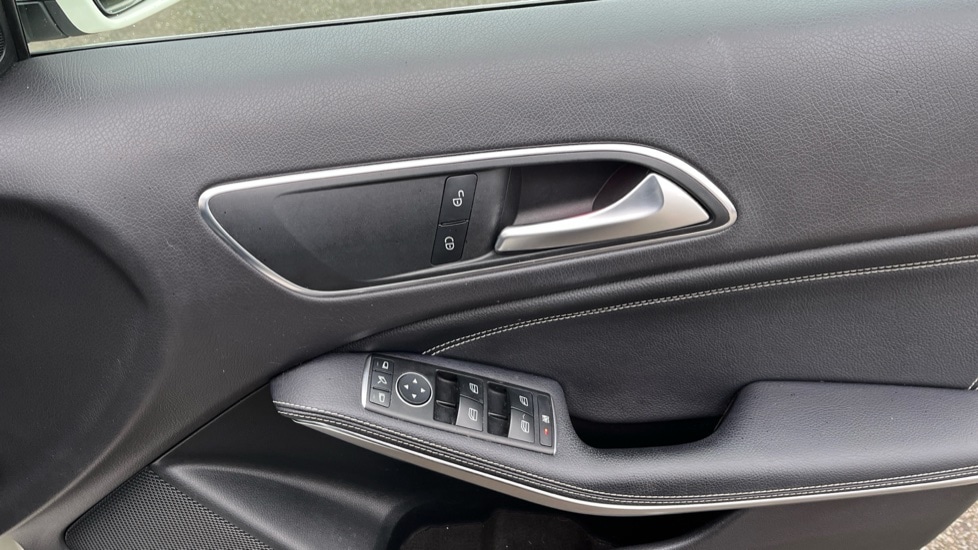 Used Mercedes-Benz A-Class 2017 for sale - 77057796: Photo 30