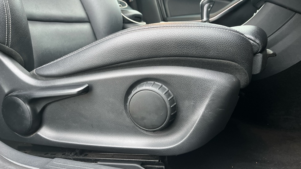 Used Mercedes-Benz A-Class 2017 for sale - 77057796: Photo 32