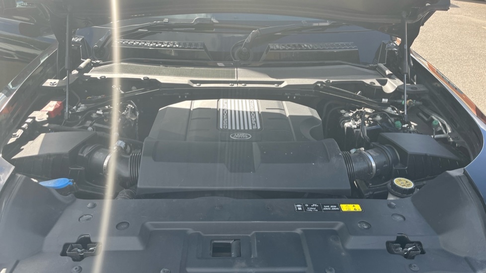 Used Land Rover Defender 2024 for sale - 76146025: Photo 16