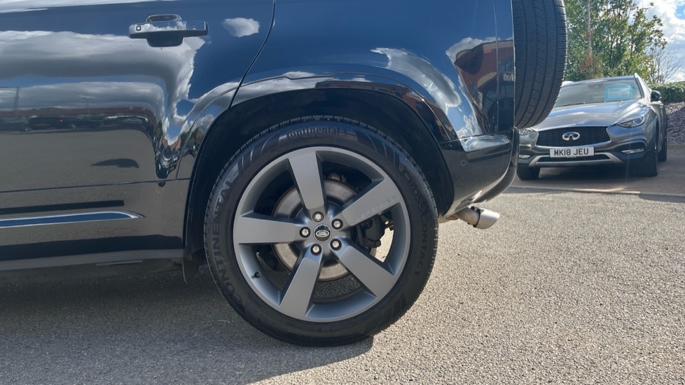 Used Land Rover Defender 2024 for sale - 76146025: Photo 18