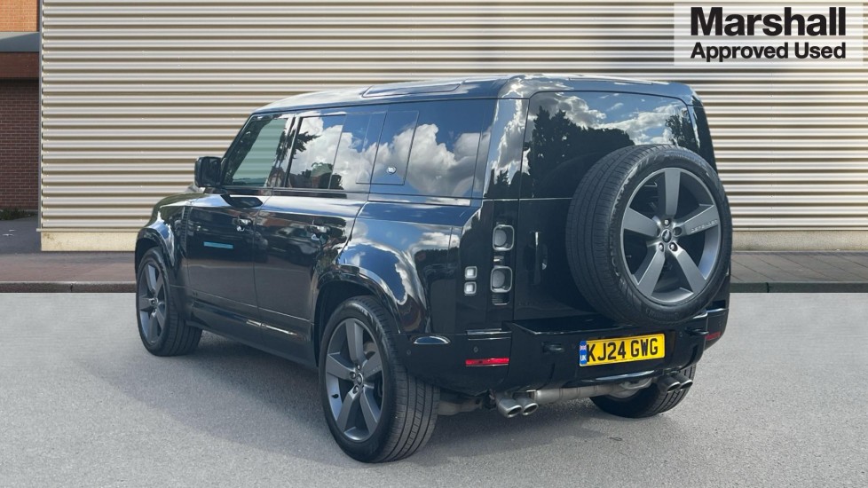 Used Land Rover Defender 2024 for sale - 76146025: Photo 5