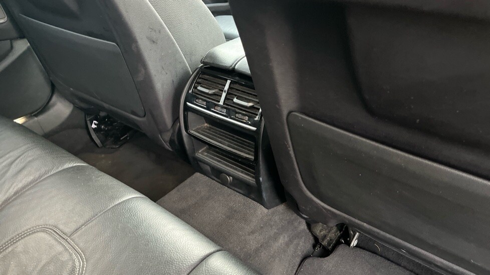 Used BMW 5 Series 2019 for sale - 76652582: Photo 43