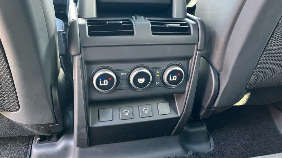 Vehicle 33