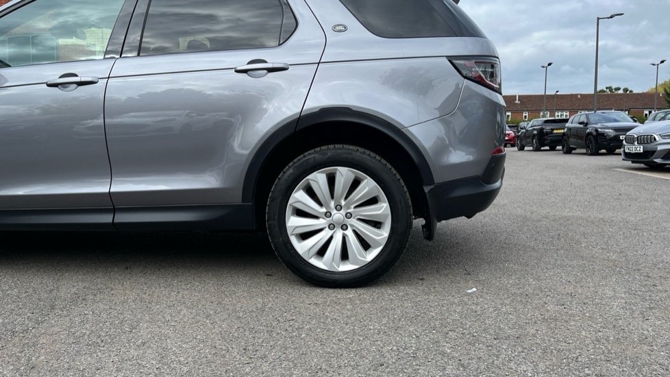 Used Land Rover Discovery Sport 2020 for sale - 76533877: Photo 18