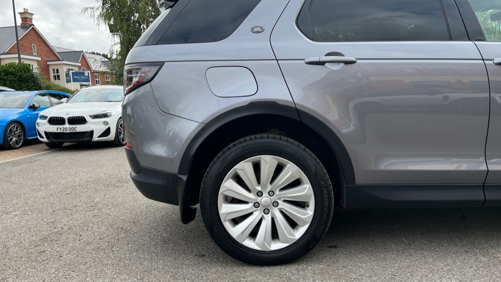 Used Land Rover Discovery Sport 2020 for sale - 76533877: Photo 19
