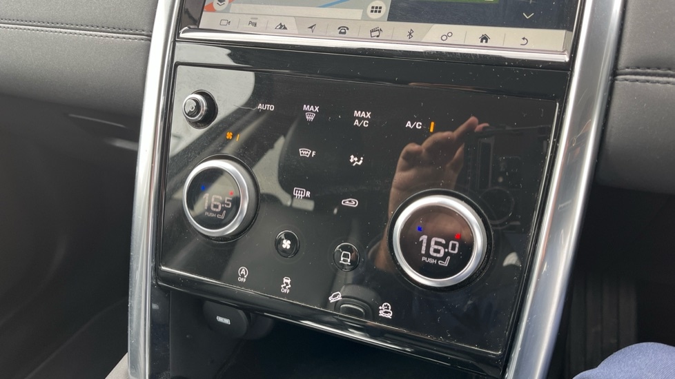 Used Land Rover Discovery Sport 2020 for sale - 76533877: Photo 28