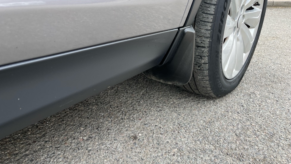 Used Land Rover Discovery Sport 2020 for sale - 76533877: Photo 41