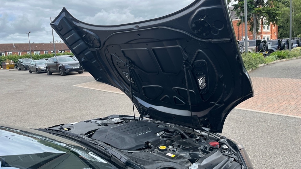 Used Jaguar F-Type 2020 for sale - 76447258: Photo 48