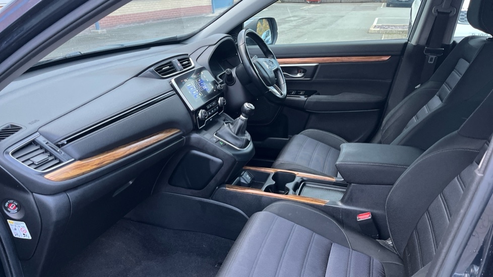 Used Honda CR-V 2018 for sale - 77035811: Photo 10