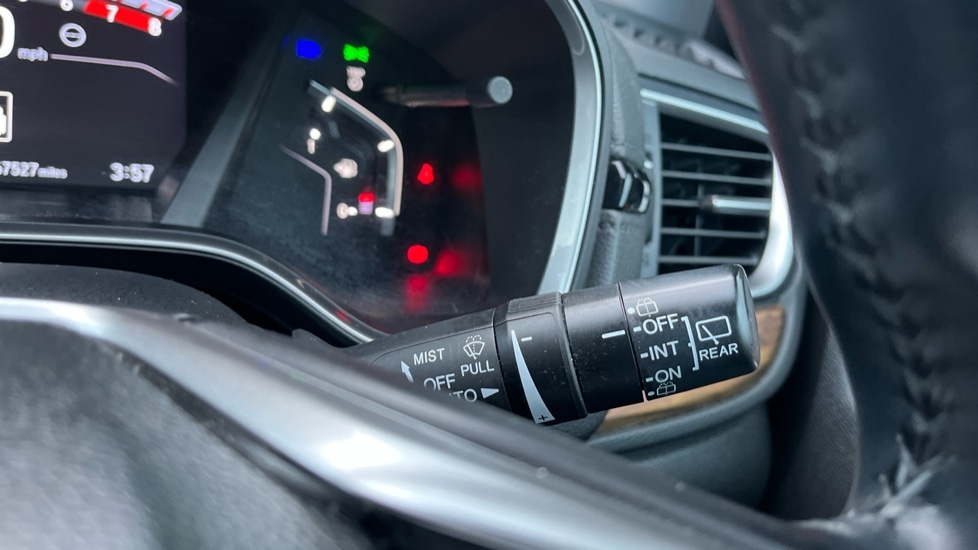 Used Honda CR-V 2018 for sale - 77035811: Photo 24