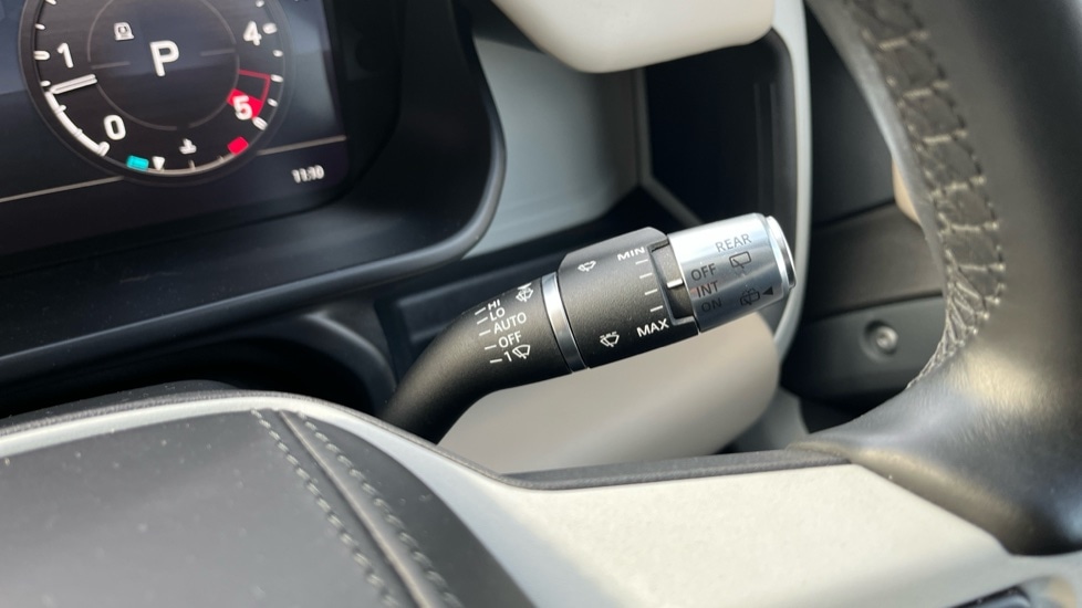 Used Land Rover Defender 2021 for sale - 77025357: Photo 23