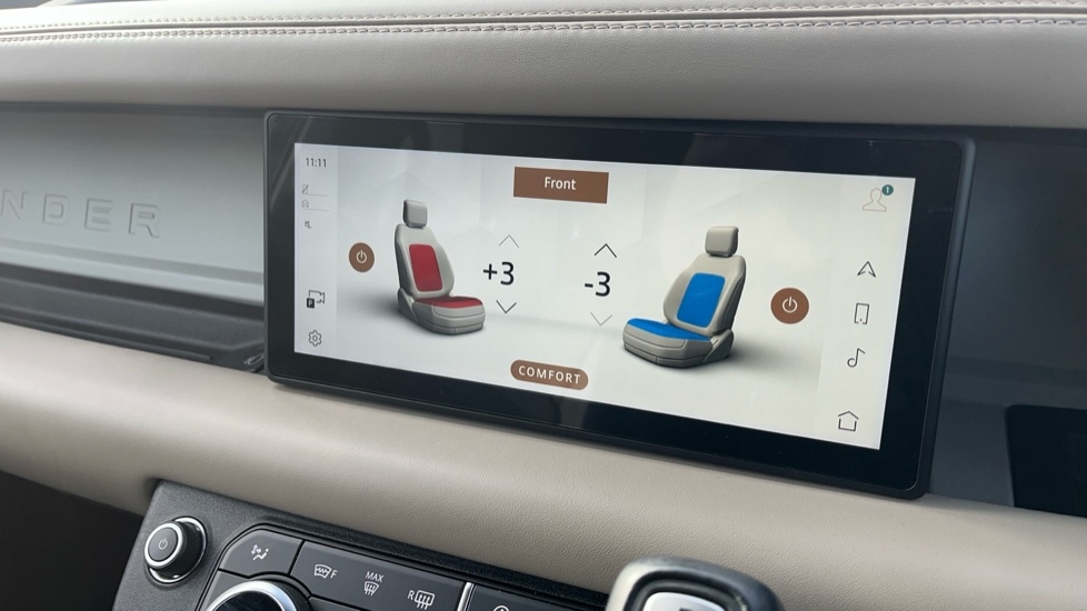 Used Land Rover Defender 2021 for sale - 77025357: Photo 32