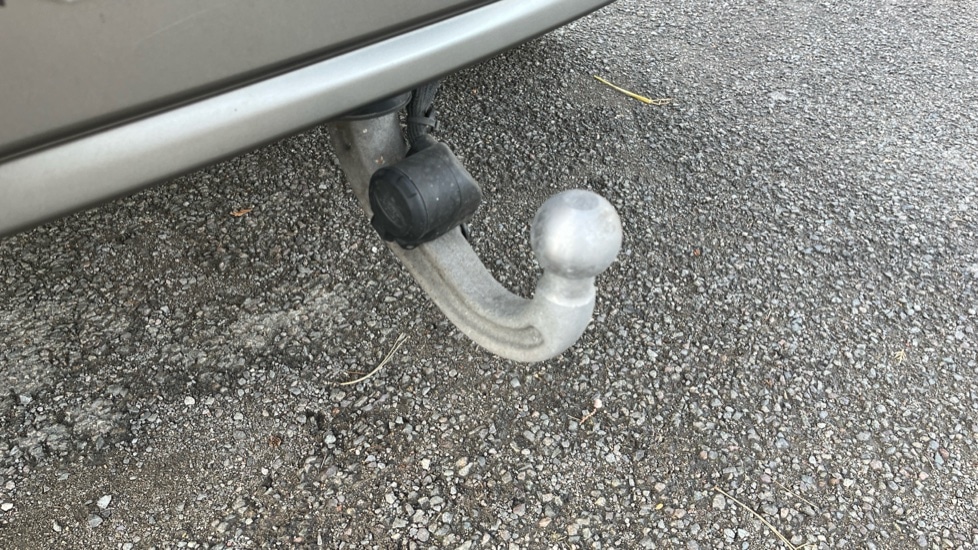 Used Land Rover Defender 2021 for sale - 77025357: Photo 46