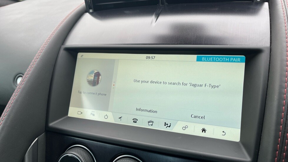 Used Jaguar F-Type 2020 for sale - 76563796: Photo 31