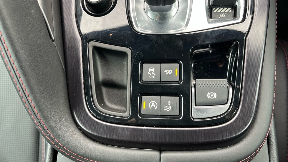 Used Jaguar F-Type 2020 for sale - 76563796: Photo 37