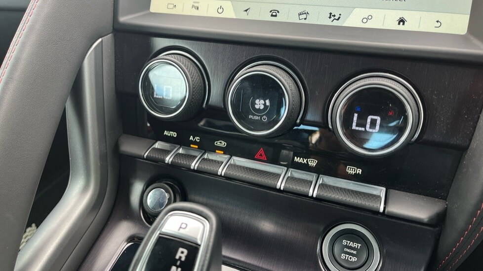 Used Jaguar F-Type 2020 for sale - 76563796: Photo 38