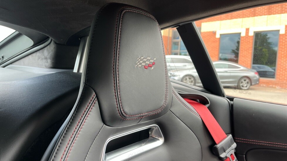 Used Jaguar F-Type 2020 for sale - 76563796: Photo 41