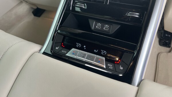 Used BMW 8 Series 2022 for sale - 76104280: Photo 38