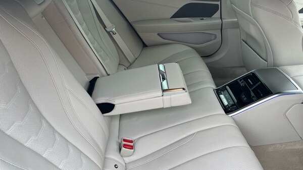 Used BMW 8 Series 2022 for sale - 76104280: Photo 39