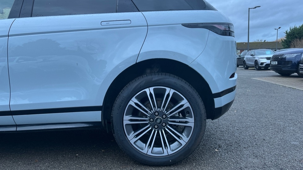 Used Land Rover Range Rover Evoque 2025 for sale - 76773060: Photo 18