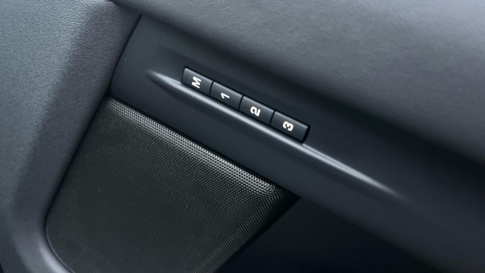 Used Land Rover Range Rover Evoque 2025 for sale - 76773060: Photo 36