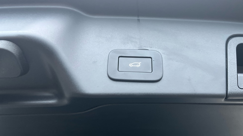 Used Land Rover Range Rover Evoque 2025 for sale - 76773060: Photo 50