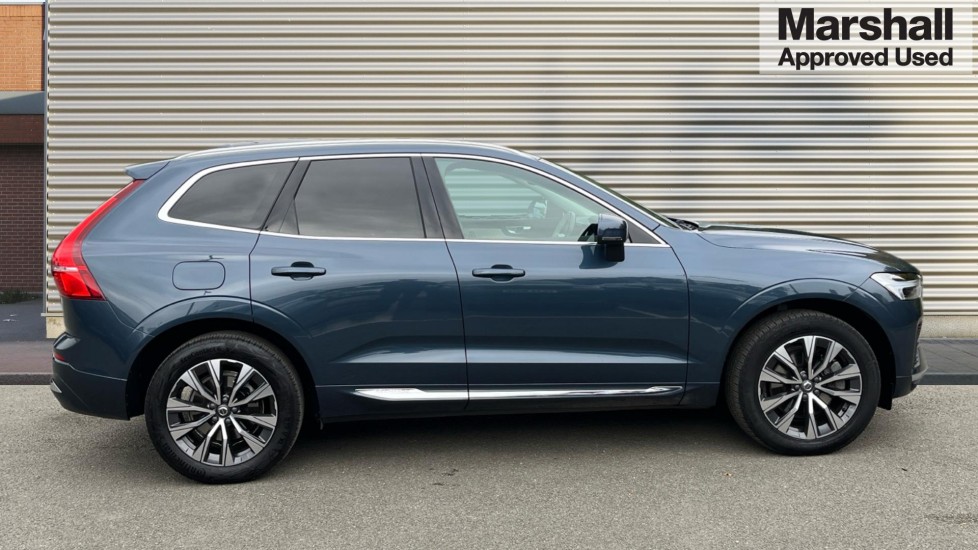 Used Volvo XC60 2021 for sale - 76276500: Photo 2