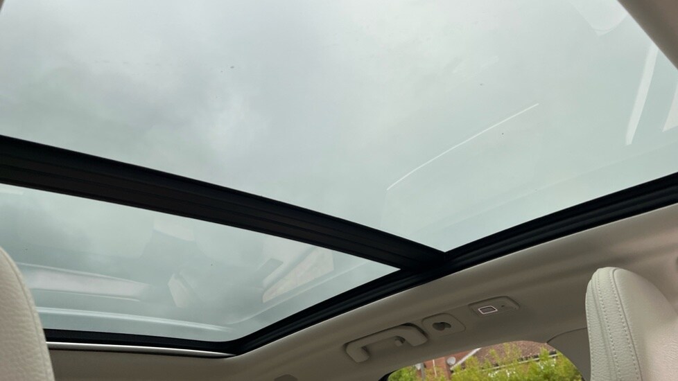 Used Volvo XC60 2021 for sale - 76276500: Photo 30