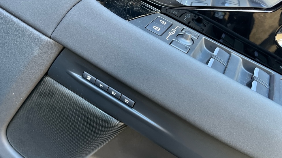 Used Land Rover Range Rover Evoque 2024 for sale - 76539846: Photo 34