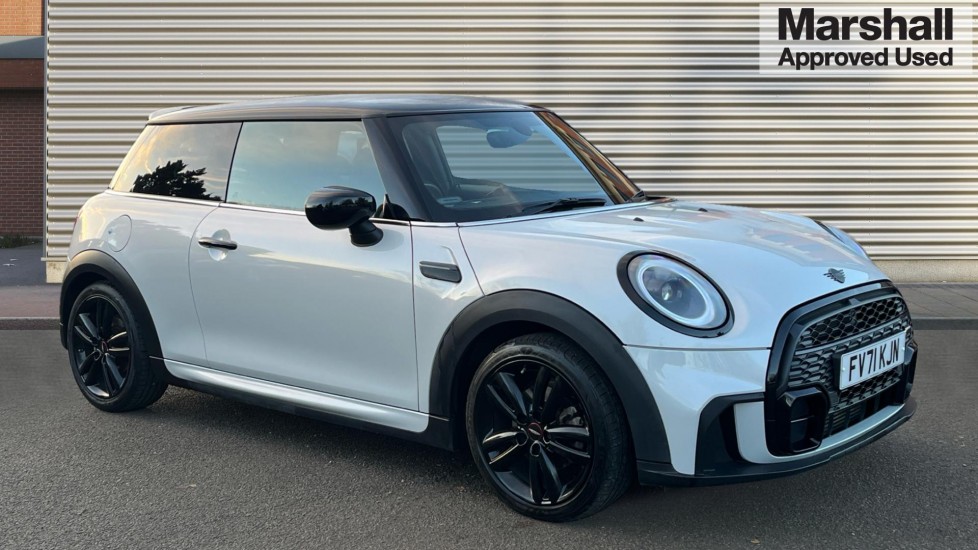 Used MINI Hatch 2021 for sale - 76766137: Photo 1