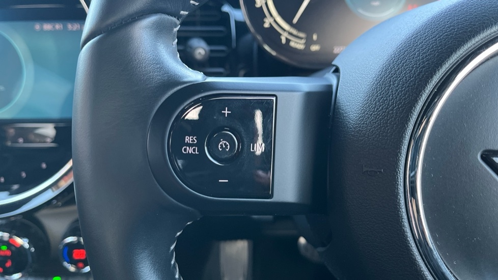 Used MINI Hatch 2021 for sale - 76766137: Photo 23