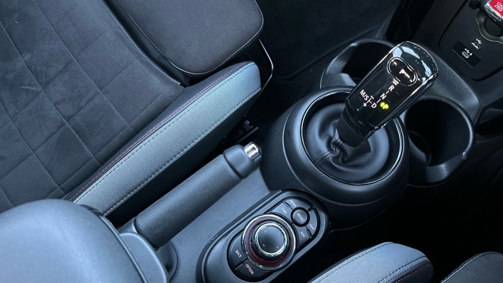 Used MINI Hatch 2021 for sale - 76766137: Photo 28