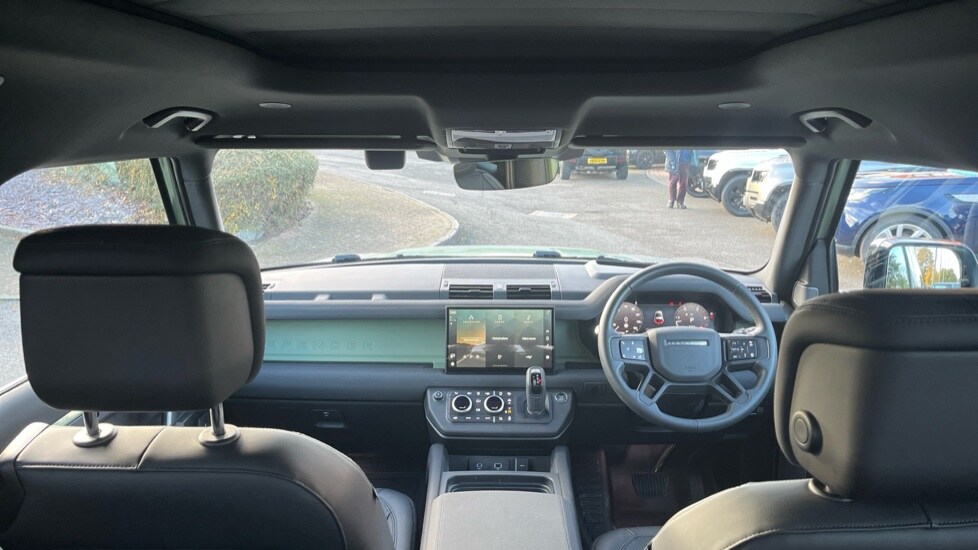 Used Land Rover Defender 2023 for sale - 76999488: Photo 11