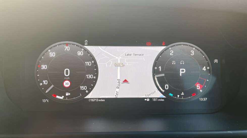 Used Land Rover Defender 2023 for sale - 76999488: Photo 13