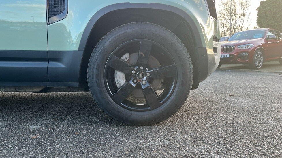 Used Land Rover Defender 2023 for sale - 76999488: Photo 20