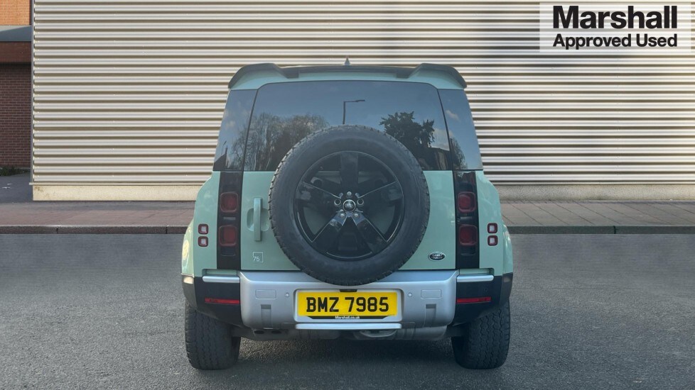 Used Land Rover Defender 2023 for sale - 76999488: Photo 4