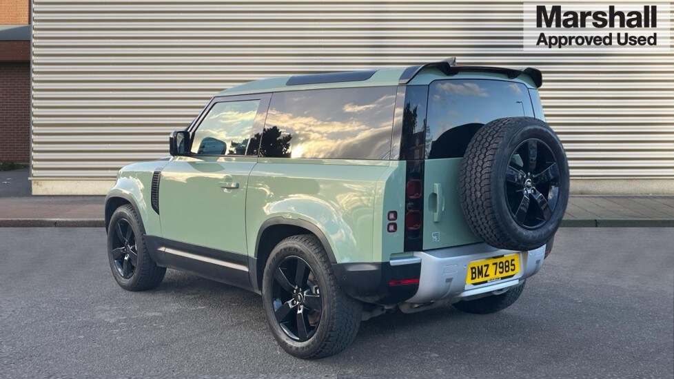 Used Land Rover Defender 2023 for sale - 76999488: Photo 5