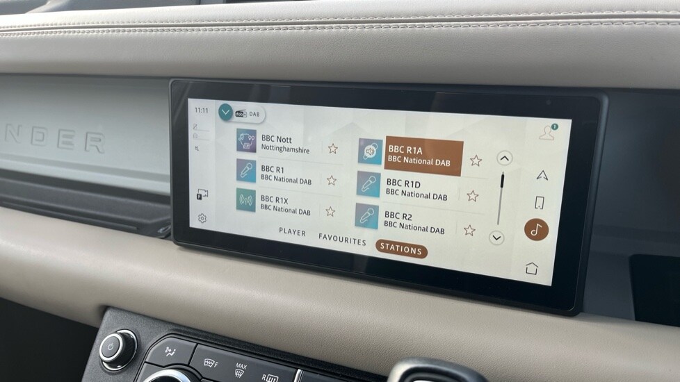 Used Land Rover Defender 2021 for sale - 76452088: Photo 33