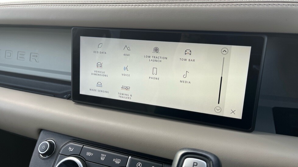 Used Land Rover Defender 2021 for sale - 76452088: Photo 56