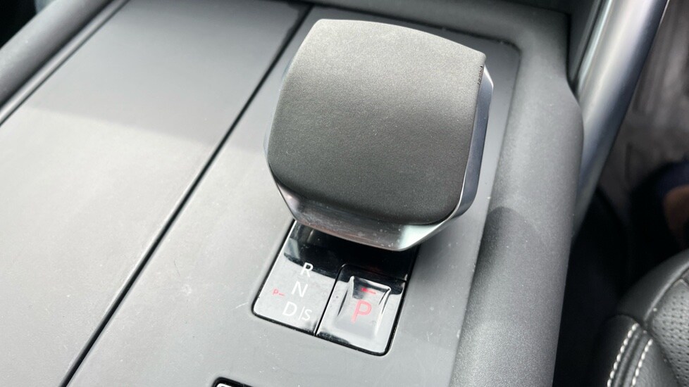 Used Land Rover Discovery 2022 for sale - 75959637: Photo 29