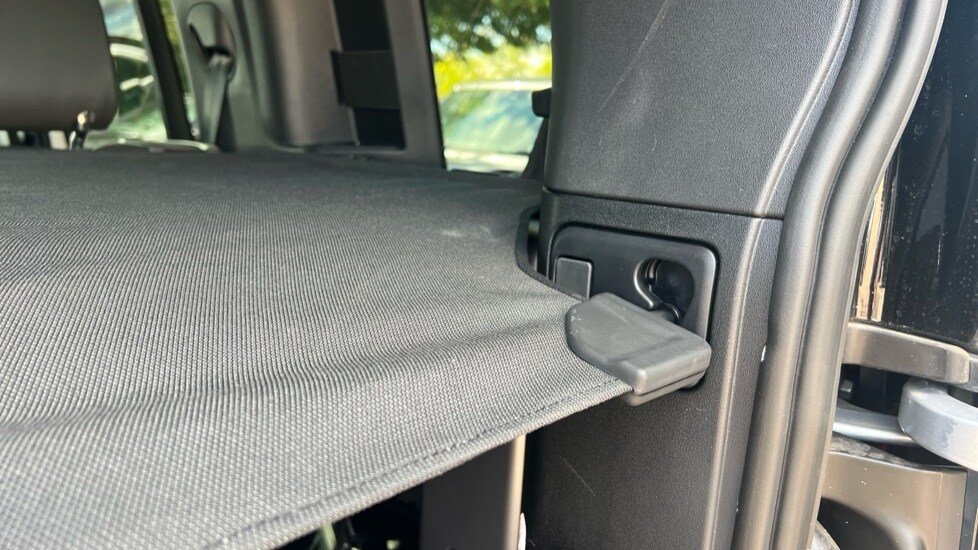 Used Land Rover Defender 2023 for sale - 76487397: Photo 37