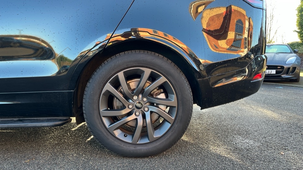 Used Land Rover Discovery 2021 for sale - 76514712: Photo 20