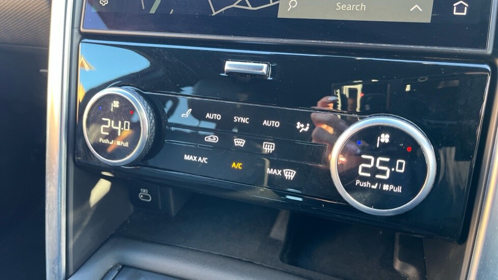 Used Land Rover Discovery 2021 for sale - 76514712: Photo 33