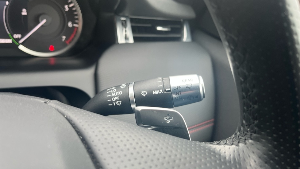 Used Land Rover Discovery Sport 2021 for sale - 76441961: Photo 24