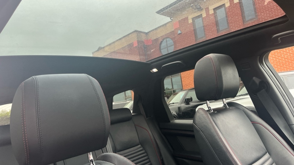 Used Land Rover Discovery Sport 2021 for sale - 76441961: Photo 31