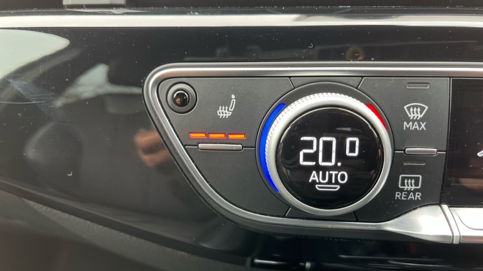 Used Audi A4 2018 for sale - 76420617: Photo 30