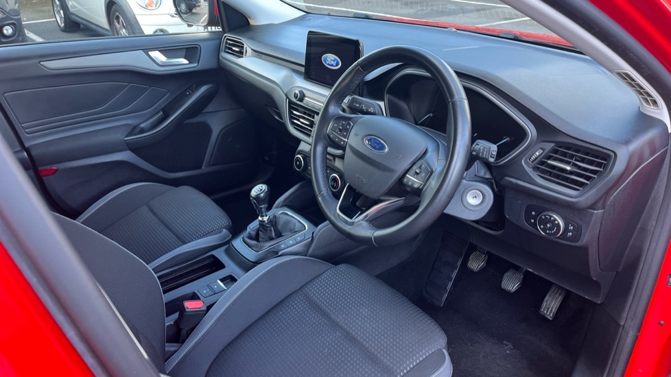 Used Ford Focus 2022 for sale - 75815554: Photo 9