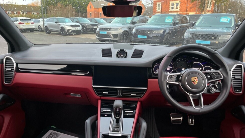 Used Porsche Cayenne 2021 for sale - 76458948: Photo 11