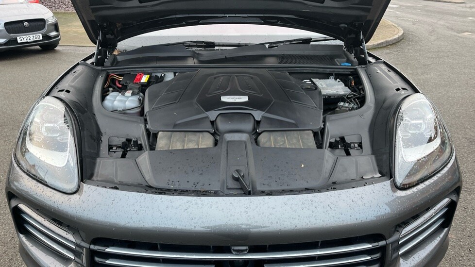 Used Porsche Cayenne 2021 for sale - 76458948: Photo 16