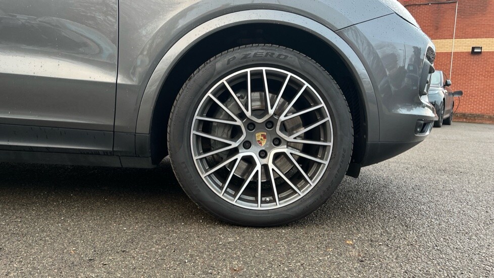 Used Porsche Cayenne 2021 for sale - 76458948: Photo 17